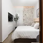 Old Town Zadar- Great Location