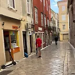 Old Town Zadar- Great Location Appartement *