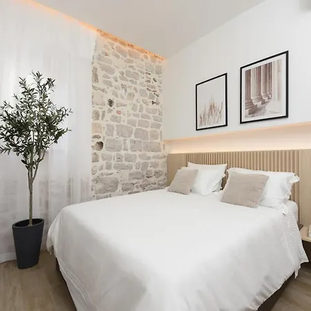 New!beautiful Modern Bedrooms And Old Town Zadar- Great Location Apartman Zára