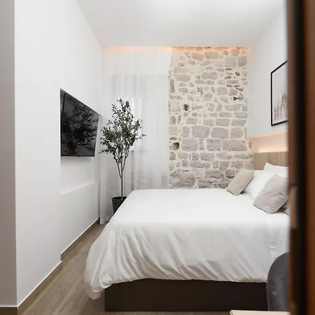 Old Town Zadar- Great Location